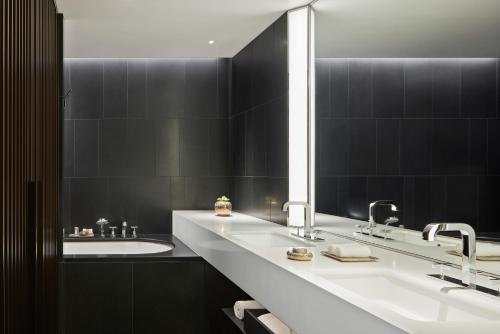 Superior Double Room with Two Double Beds and Skyline View