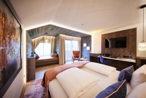 AlpenGluehen Design Junior Suite