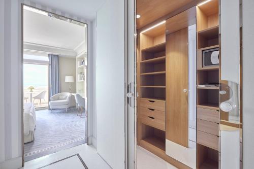 Premium Room with Balcony and Sea View
