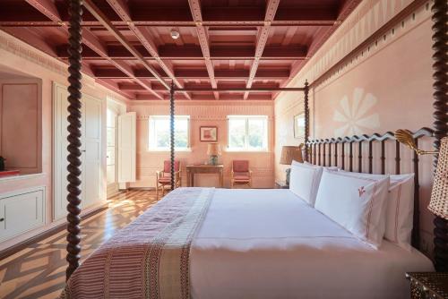 Suite with Garden View