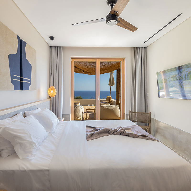 Ammos Sea View Jacuzzi Suite