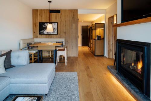 One-Bedroom King Suite with Sofa Bed and Fireplace