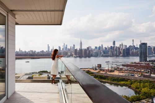 Gotham Corner Suite ADA with Wraparound Balcony