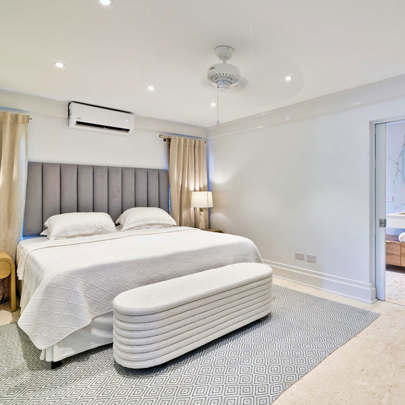 Superior Deluxe Suite