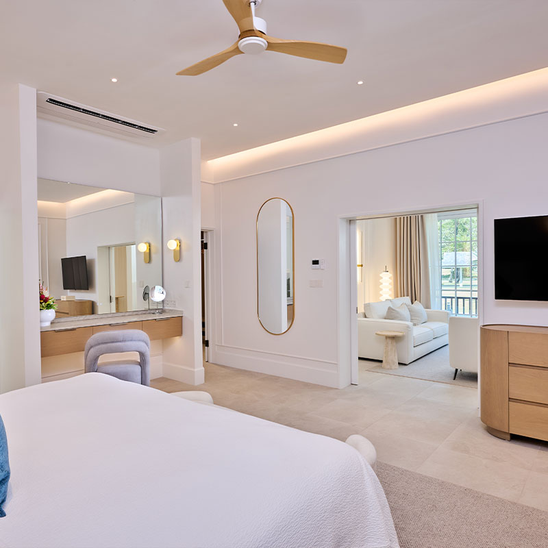 Superior Deluxe Suite