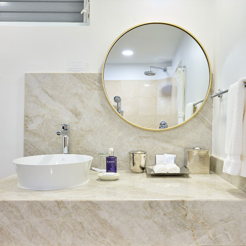Westside Suite