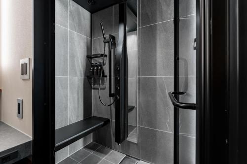 Executive Suite Concept Room