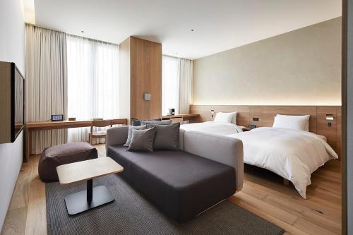 Twin Room - Type D - Non Smoking