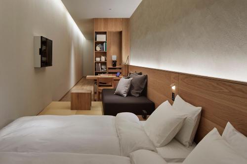 Deluxe Twin Room - Type F - Non Smoking