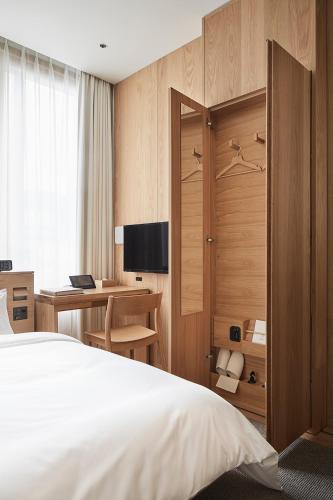 Small Double Room - Type A - Non Smoking