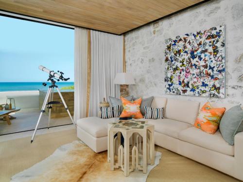 Oceanfront Suite