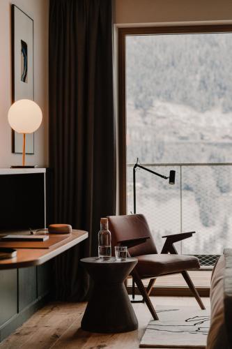 Comfy Valley Room with Balcony