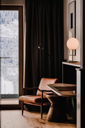 Comfy Valley Room with Balcony