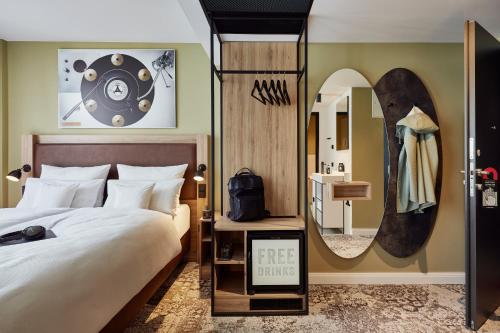 King Room