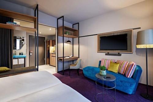Deluxe King Room