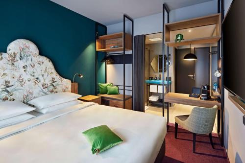 King Room