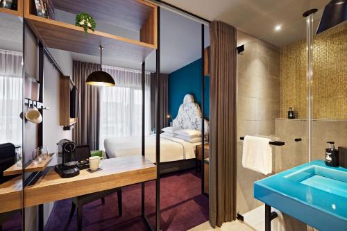 King Room