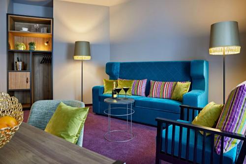 Studio with Sofa Bed