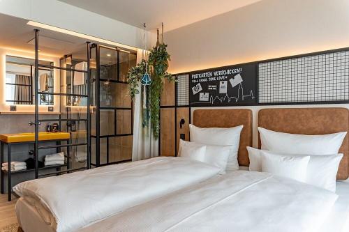 Deluxe Queen Room - Disability Access