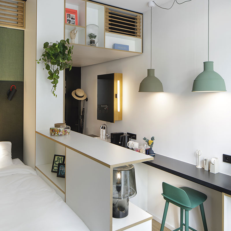 Zoku Room