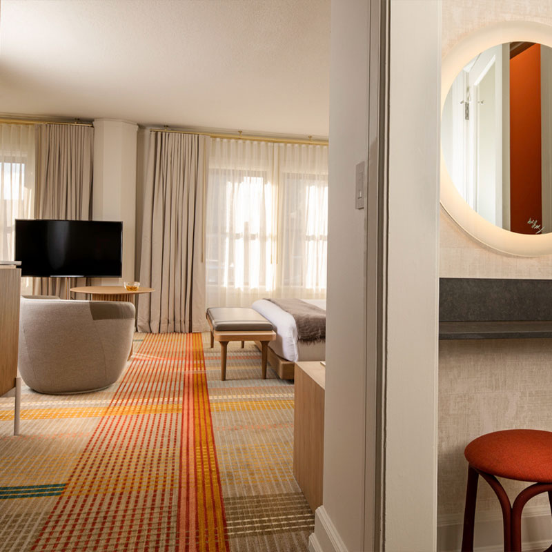 Deluxe King Room- Accessible