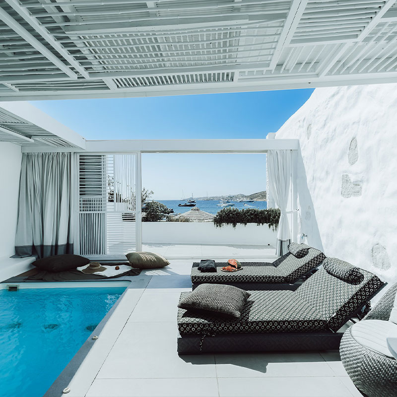 The Blanc Pool Suite