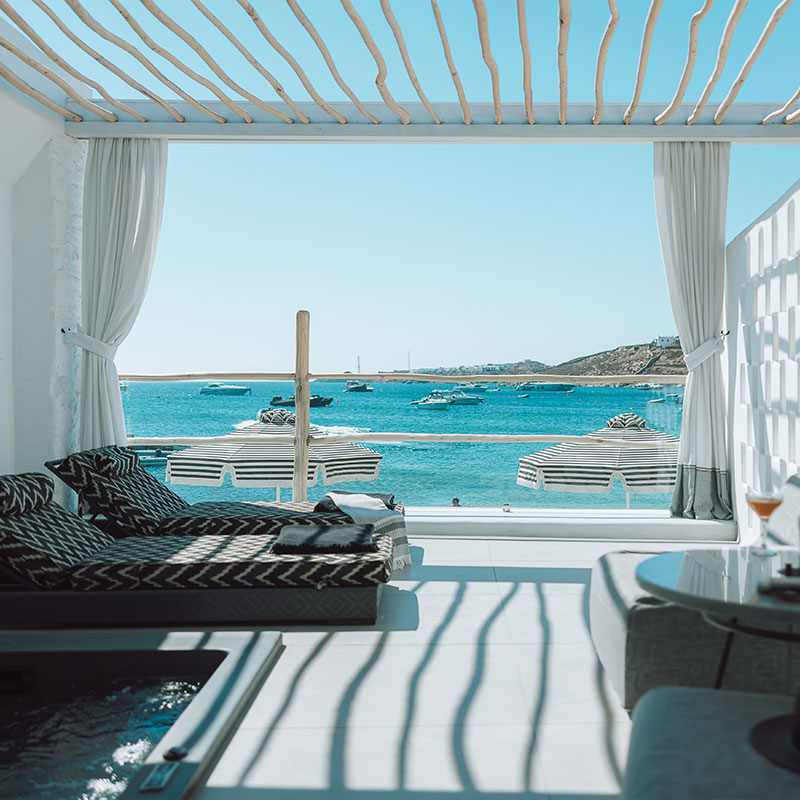 Honeymoon Suite With Outdoor Hot Tub