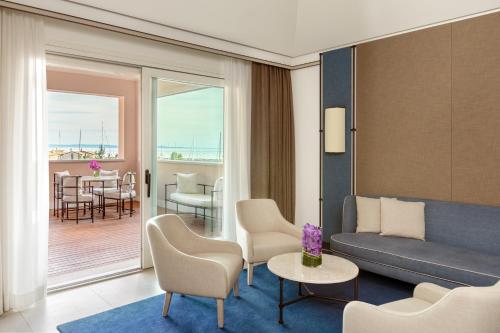Suite with Terrace and Panoramic View