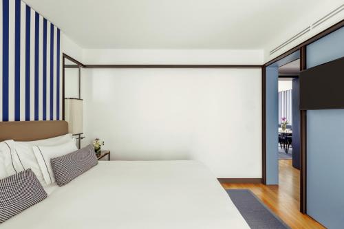 Two-Bedroom Suite with Terrace and View