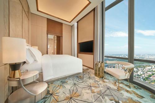 Presidential Suite - Club Lounge Access