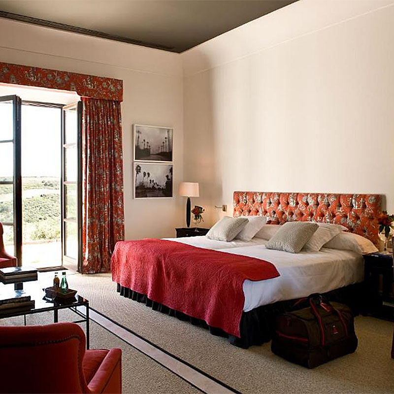 Junior Suite - 1 King Bed