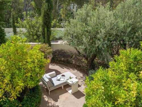 Signature King Room with Private Garden