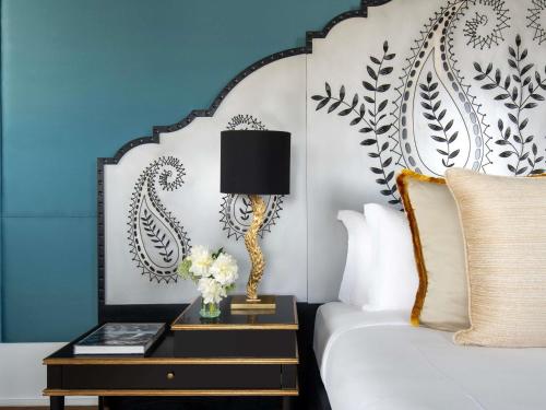 Two-Bedroom Suite with One King and Twin Beds