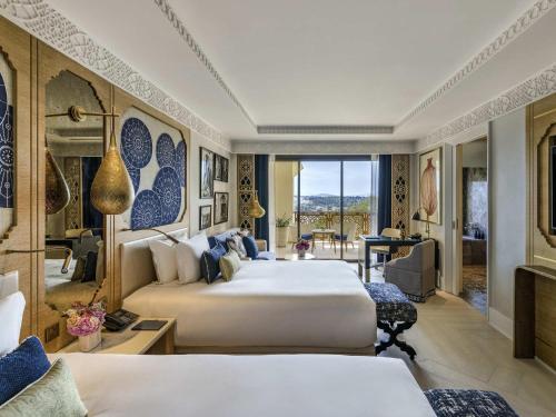 Deluxe Twin Room with Panoramic View