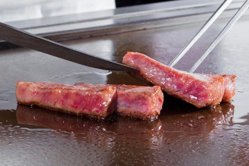 Dinner Time 17:00~18:00 Entry - Superior Room with Open-Air Bath with Teppan Yaki Dinner　