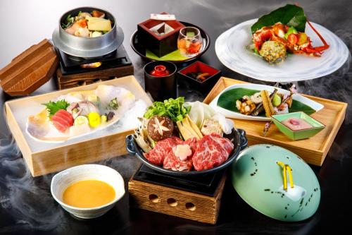 Dinner Time 17:30- Superior Room with Open-Air Bath - Main Dining