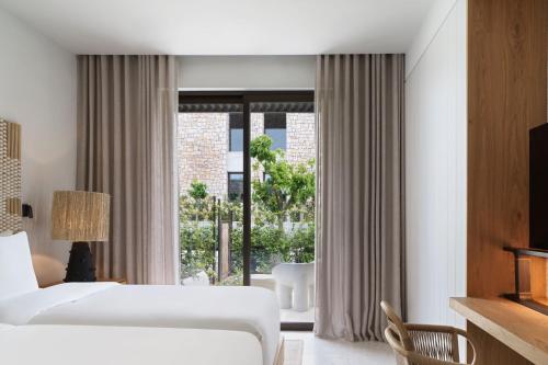 Oasis*II Infinity, 3 Bedroom Villa, Garden view, Garden level