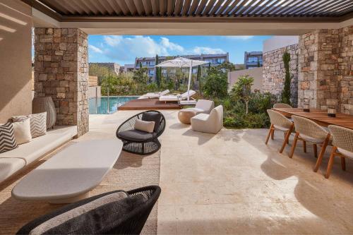 Oasis*II Infinity, 3 Bedroom Villa, Garden view, Garden level