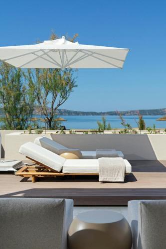 W Beachfront Infinity, 2 Bedroom Suite, Sea view, Terrace
