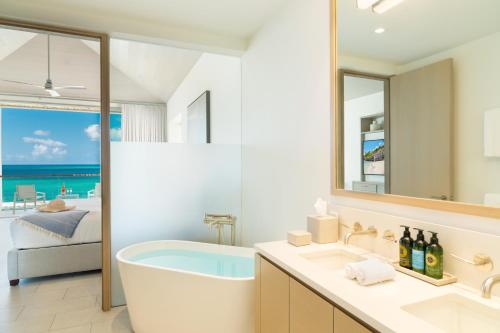 Oceanfront Pool View Studio
