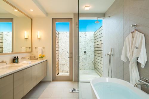 Ocean View Ridge One Bedroom Suite
