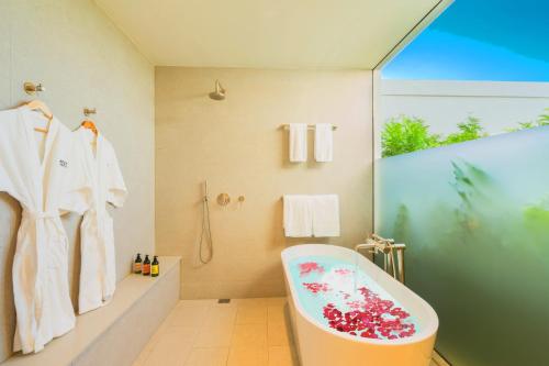 Oceanfront Two-Bedroom Suite