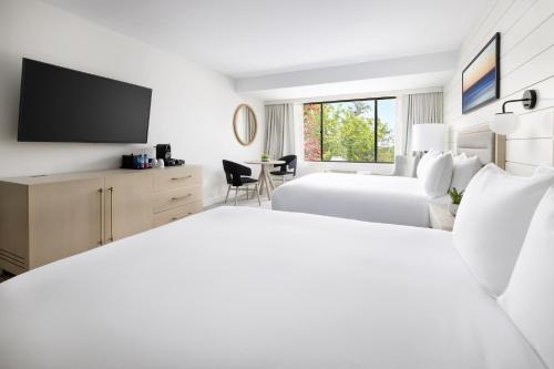 Queen Room with Two Queen Beds