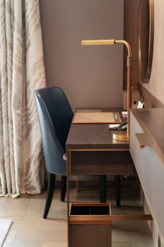 Accessible - Lake View Junior Suite
