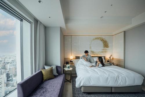 Suite- Club Floor