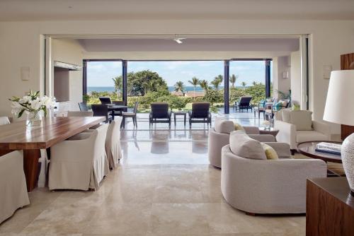 Three Bedroom Ocean View Residence