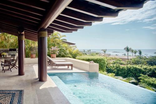 Primavera Ocean-View Villa Four Bedroom