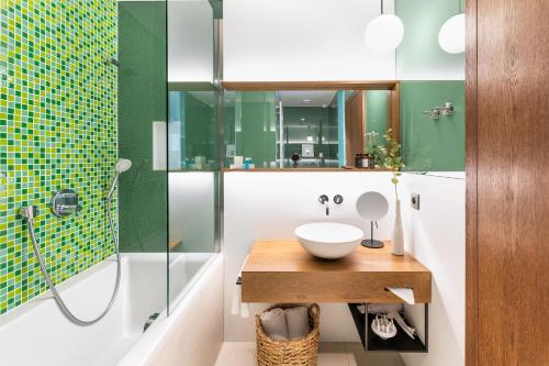 Superior Double or Twin Room with Terrace