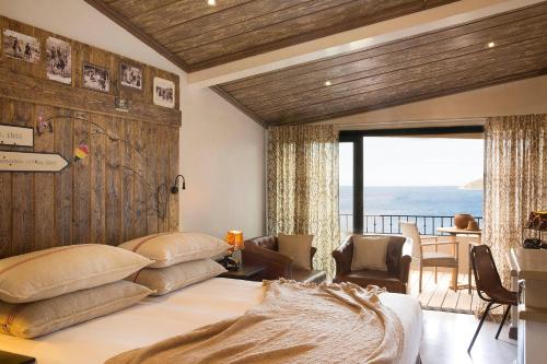 Superior Queen Room Sea View