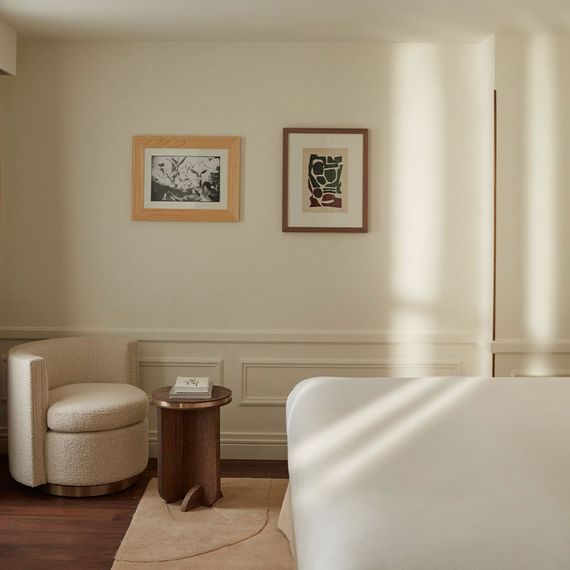 Deluxe Suite